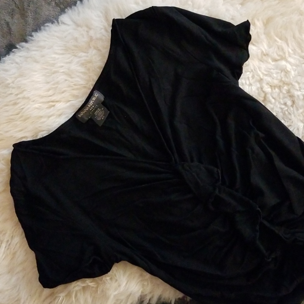 Black tshirt